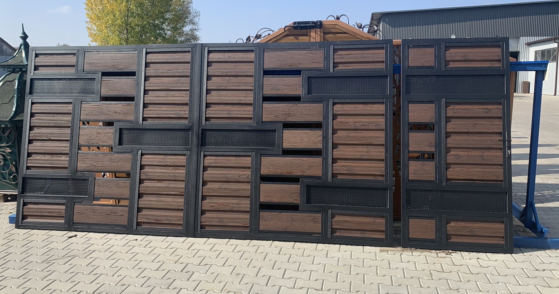 ВОРОТА розпашні та хвіртка 10